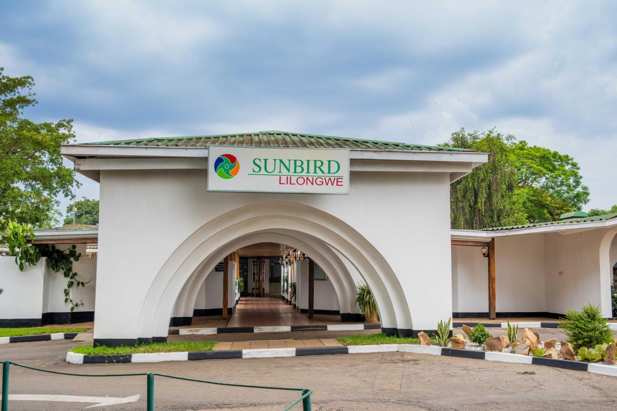 ホテル Sunbird リロングウェ エクステリア 写真